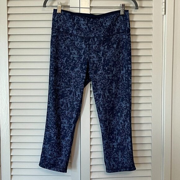 ATHLETA Midrise Navy Printed Crop Chaturanga Crop Leggings medium women - Picture 2 of 8